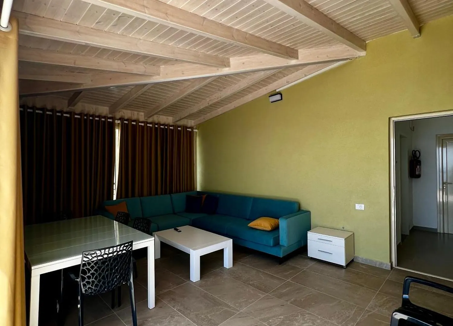 Le Monde 1 Villa Borsh Holiday home