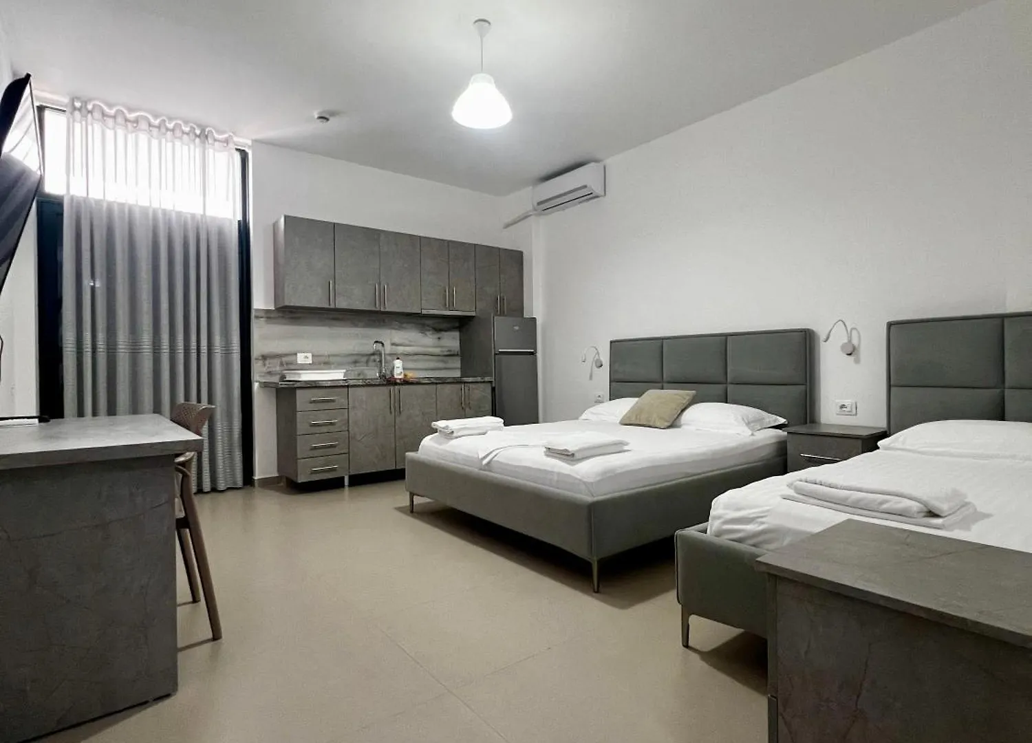 Le Monde 1 Villa Borsh Albania