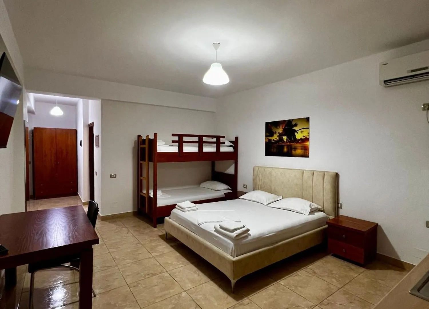 Le Monde 1 Villa Borsh Holiday home