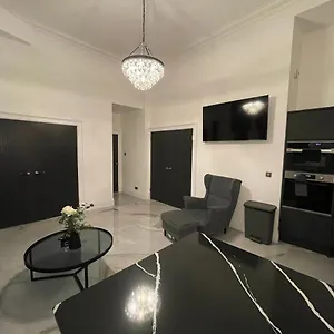 new-royal-mile-loft-boutique-apartment.edinburghhotelsuk.org/